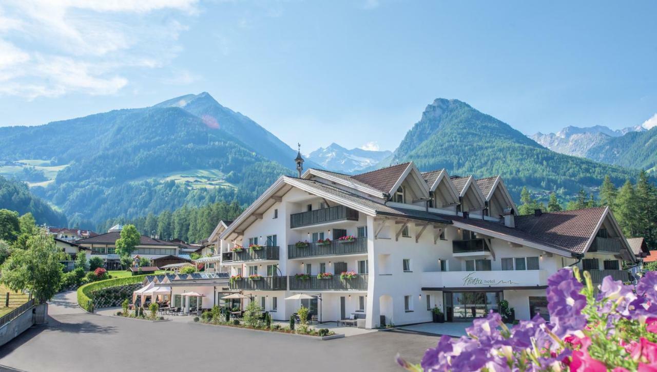 Hotel Fronza - Your Hike & Mountain Home Лутаго Экстерьер фото